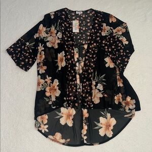 Siren Lily NWT Black W/ Peach and Mauve Floral pattern Kimono size 3X